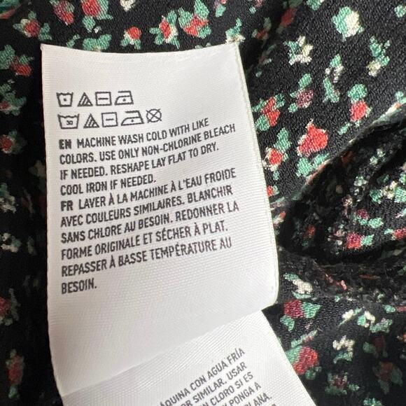 American Eagle Mini Skirt Size Medium Black Pink Green White Floral Flutter - Picture 6 of 6